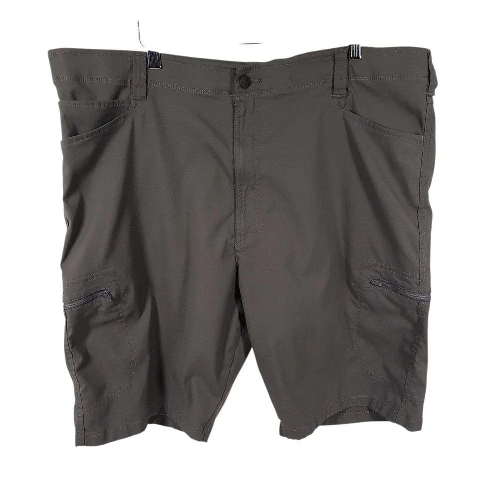 Wrangler ATG Mens 42 Gray Utility‎ Cargo Shorts Hiking Outdoors Comfort